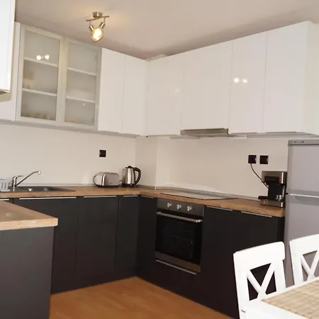 Lägenhet Spacious 2bdr - Free Parking - Walk Everywhere - 300 Mbps Wifi *