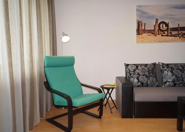 Apartman Spacious 2bdr - Free Parking - Walk Everywhere - 300 Mbps Wifi