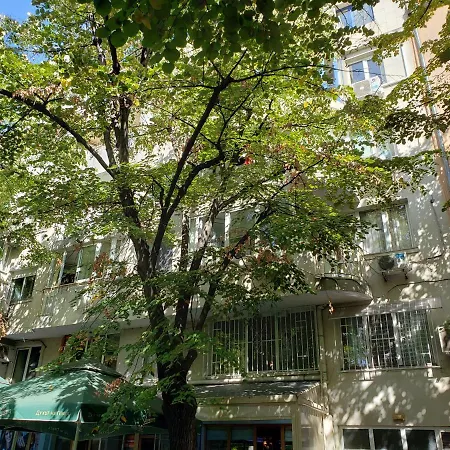 Spacious 2bdr - Free Parking - Walk Everywhere - 300 Mbps Wifi Apartment Varna